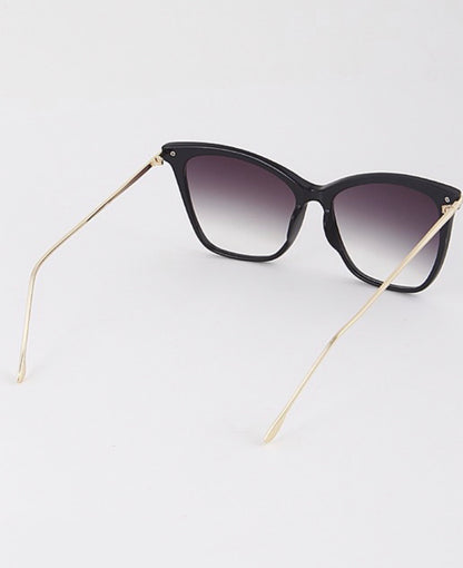 black frame gradient lense sunglasses